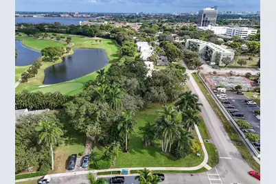 1617 Embassy Drive, West Palm Beach, FL 33401 - Photo 6