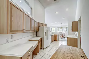 1248 Lake Breeze Dr, Wellington, FL 33414 - Photo 18