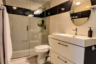 1830 Embassy Dr, West Palm Beach, FL 33401 - Photo 18