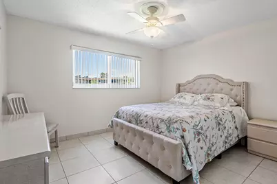 721 Lori Drive #208, Palm Springs, FL 33461 - Photo 18