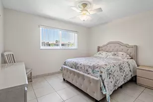 721 Lori Dr, Palm Springs, FL 33461 - Photo 18