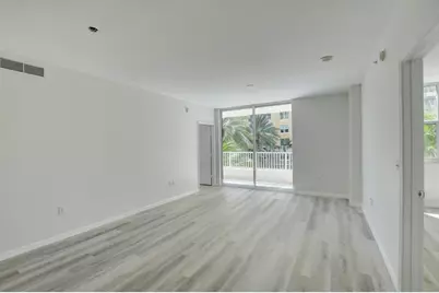 700 E Boynton Beach Boulevard #403, Boynton Beach, FL 33435 - Photo 8