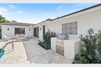 333 Alhambra Place, West Palm Beach, FL 33405 - Photo 24