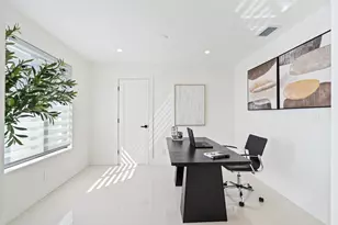 333 Alhambra Pl, West Palm Beach, FL 33405 - Photo 10