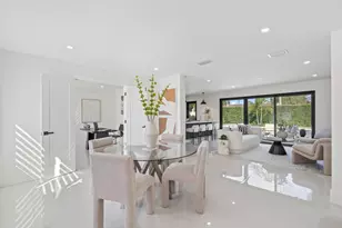 333 Alhambra Pl, West Palm Beach, FL 33405 - Photo 2