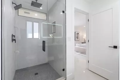 333 Alhambra Place, West Palm Beach, FL 33405 - Photo 18