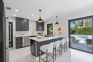 333 Alhambra Pl, West Palm Beach, FL 33405 - Photo 4