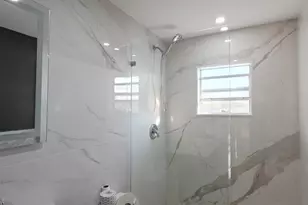 765 W 7th St, West Palm Beach, FL 33404 - Photo 6