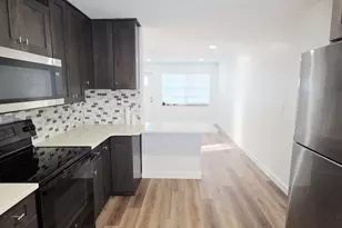 765 W 7th St, Riviera Beach, FL 33404 - Photo 2