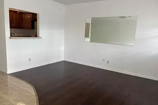 106 Windsor E, West Palm Beach, FL 33417 - Photo 10