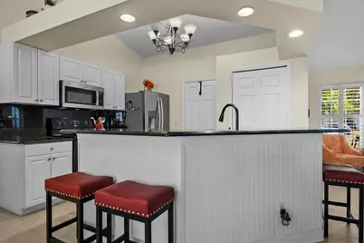 1960 SE Bowie Street, Port Saint Lucie, FL 34952 - Photo 4