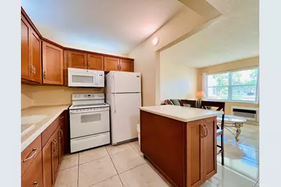 312 Northampton P, West Palm Beach, FL 33417 - Photo 1