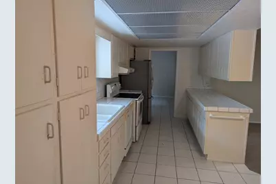 142 N Naranja Avenue, Port Saint Lucie, FL 34983 - Photo 10