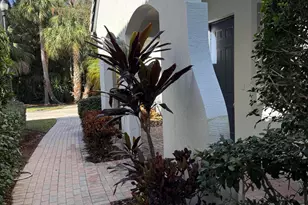 233 Evergrene Pkwy, Palm Beach Gardens, FL 33410 - Photo 2