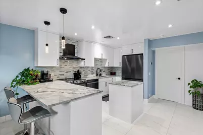 100 Bravado Lane #2, Palm Beach Shores, FL 33404 - Photo 6