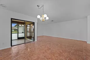 6138 Elsinore Cir, Greenacres, FL 33463 - Photo 10