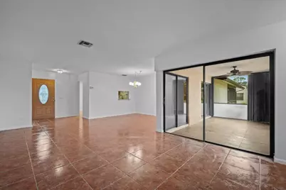 6138 Elsinore Circle, Greenacres, FL 33463 - Photo 12