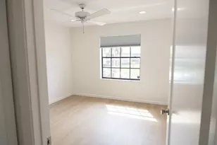 602 Pinecrest Cir, Jupiter, FL 33458 - Photo 14