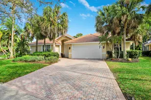 6995 Cypress Cove Cir, Jupiter, FL 33458 - Photo 2