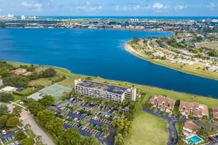 1830 Embassy Dr, West Palm Beach, FL 33401 - Photo 12