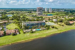 1830 Embassy Dr, West Palm Beach, FL 33401 - Photo 16