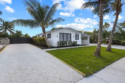 740 NE 43 Court, Deerfield Beach, FL 33064 - Photo 6