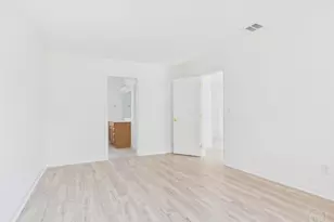 240 SE Twig Ave, Port Saint Lucie, FL 34983 - Photo 18