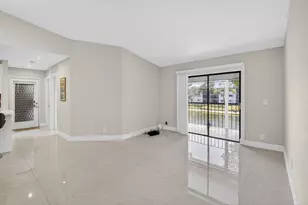 15453 Lakes of Delray Blvd, Delray Beach, FL 33484 - Photo 8