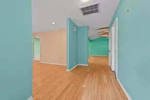 2009 SW 36th Ave, Delray Beach, FL 33445 - Photo 8