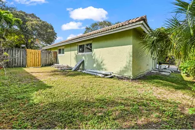 2009 SW 36th Avenue, Delray Beach, FL 33445 - Photo 38