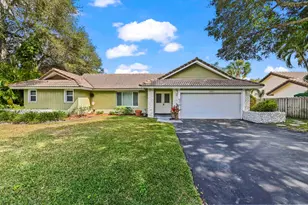 2009 SW 36th Ave, Delray Beach, FL 33445 - Photo 6