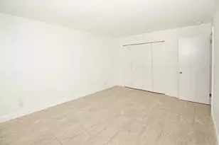 402 Lake Shore Dr, West Palm Beach, FL 33403 - Photo 20