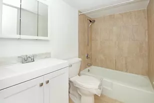 402 Lake Shore Dr, Lake Park, FL 33403 - Photo 22
