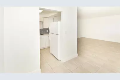 402 Lake Shore Drive #207, Lake Park, FL 33403 - Photo 12