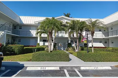 32 Colonial Club Drive #201, Boynton Beach, FL 33435 - Photo 8