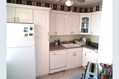 32 Colonial Club Drive #201, Boynton Beach, FL 33435 - Photo 12