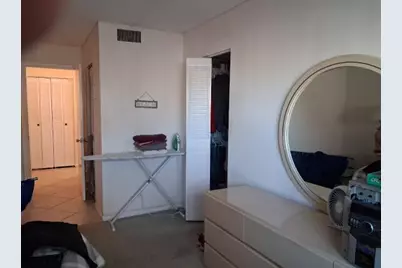 32 Colonial Club Drive #201, Boynton Beach, FL 33435 - Photo 4