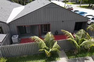 1443 39th Ave, Vero Beach, FL 32960 - Photo 1