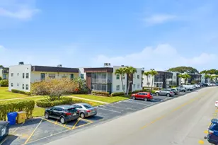 687 Normandy O Ln, Delray Beach, FL 33484 - Photo 6