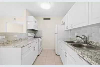 631 Executive Center Drive #K104, West Palm Beach, FL 33401 - Photo 4