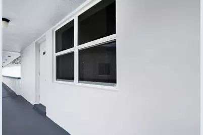 184 Norwich H, West Palm Beach, FL 33417 - Photo 2