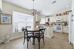 18234 Blue Lake Way, Boca Raton, FL 33498 - Photo 4