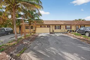 540 NW 43rd St, Deerfield Beach, FL 33064 - Photo 1