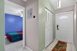 540 NW 43rd St, Deerfield Beach, FL 33064 - Photo 4