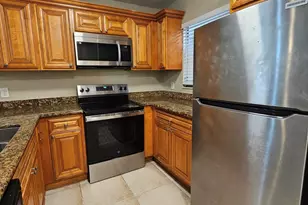 1581 Balfour Point Dr, West Palm Beach, FL 33411 - Photo 4