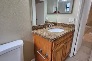 1581 Balfour Point Dr, West Palm Beach, FL 33411 - Photo 8