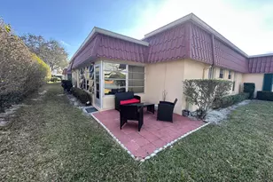 770 Nantucket Cir, Lake Worth Beach, FL 33467 - Photo 2