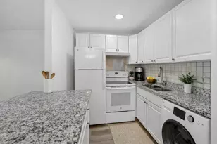 234 Canterbury K, West Palm Beach, FL 33417 - Photo 4