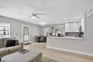 805 Flanders Q, Delray Beach, FL 33484 - Photo 6