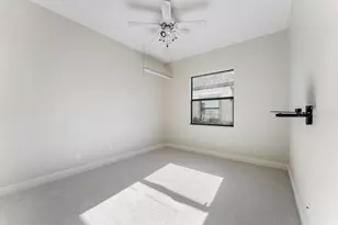 241 SE Fascino Cir, Port Saint Lucie, FL 34984 - Photo 24